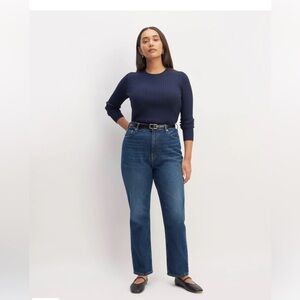 Everlane The Curvy 90s Cheeky Straight Jean